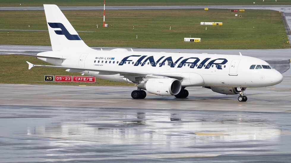 تعويض سخي لمضيفة طيران فنلندية بسبب "الواي فاي"