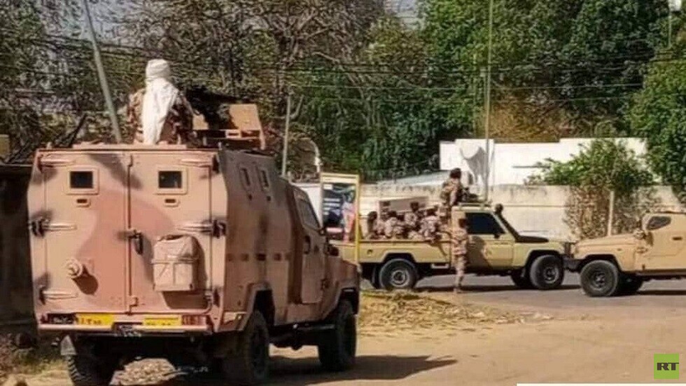 تصاعد التوتر في العاصمة التشادية أنجامينا عقب تبادل لإطلاق النار بين الجيش والمعارضة (صور + فيديو)