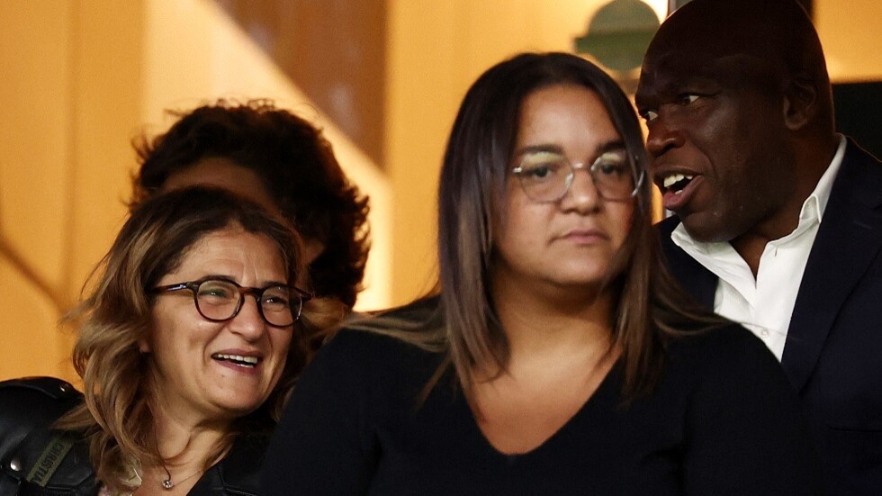 فايزة العماري والدة مبابي تصل مدريد