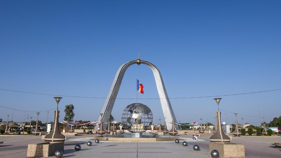 السلطات التشادية تعتقل عم رئيس البلاد