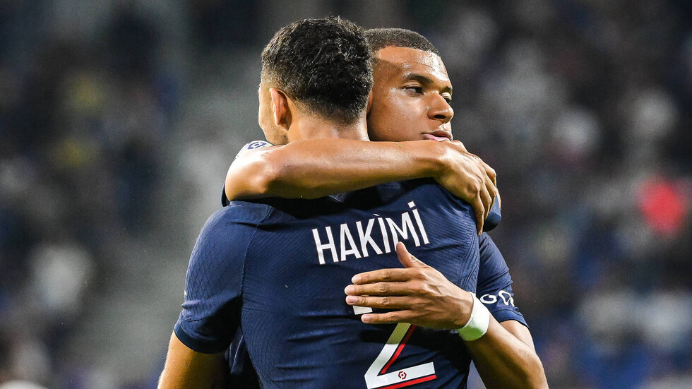 مبابي يتقدم لريال مدريد بطلب خاص بشأن صديقه المغربي