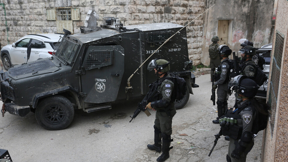 نجمة داوود الحمراء : مقتل إسرائيليين اثنين بعملية إطلاق نار قرب مستوطنة عيلي جنوب نابلس