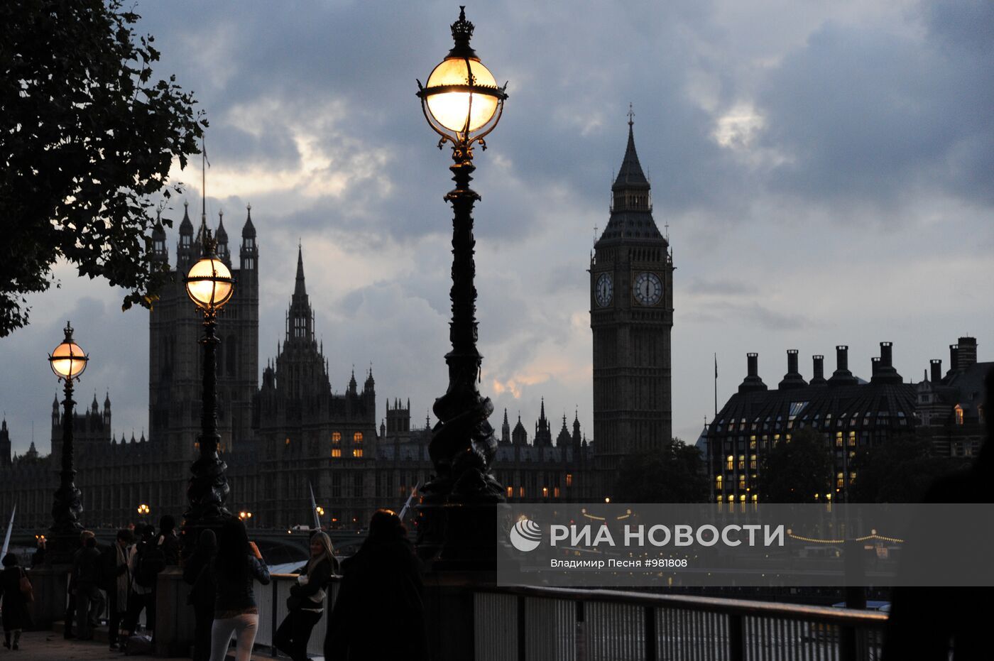 مصدر: بريطانيا اقترحت على حلفائها إرسال قوة تابعة للناتو إلى أوكرانيا مصدر: بريطانيا اقترحت على حلفائها إرسال قوة تابعة للناتو إلى أوكرانيا