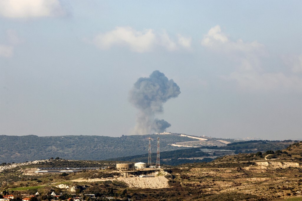 مراسلنا: إطلاق 5 صواريخ من لبنان باتجاه مواقع إسرائيلية