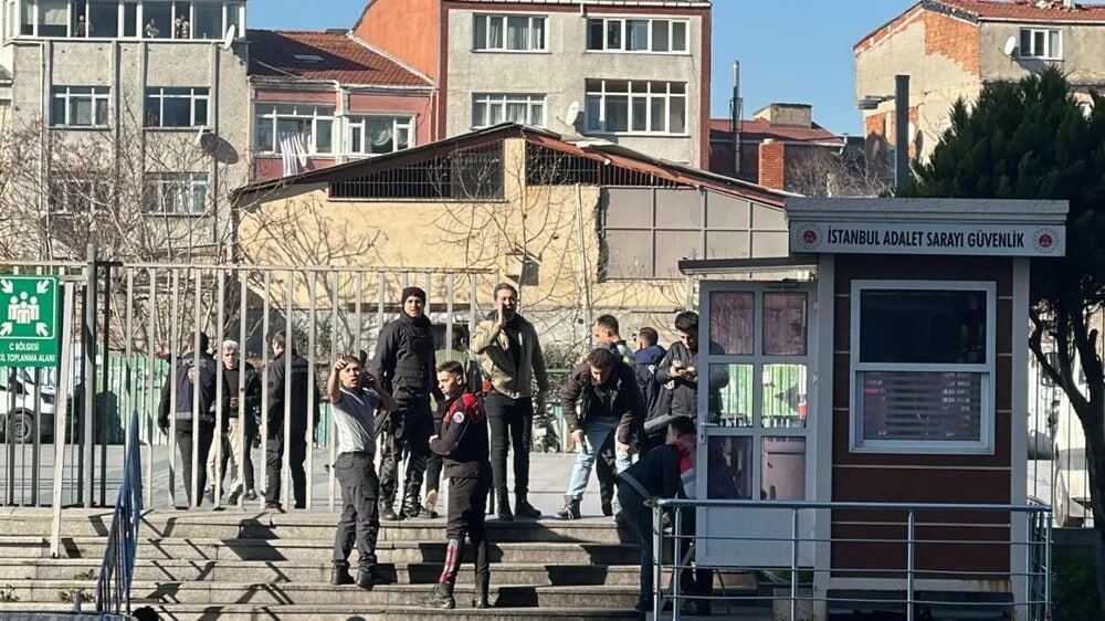 قتلى وجرحى بهجوم قرب مجمع المحاكم في إسطنبول  (فيديو+ صور)