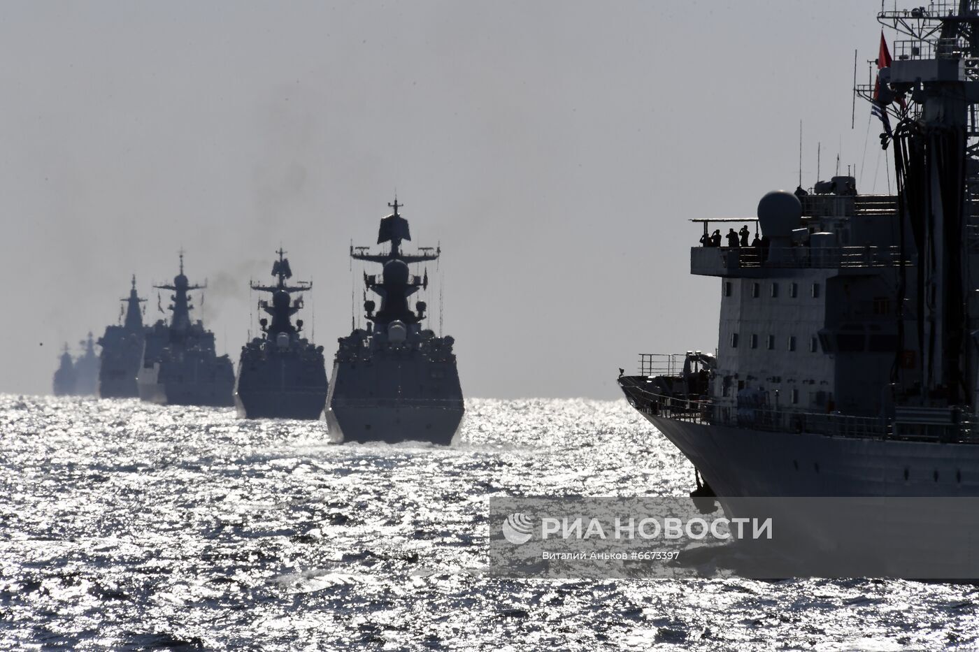 زاخاروفا: التدريبات البحرية الروسية الصينية الإيرانية لا تمثل تهديدا لأي دولة