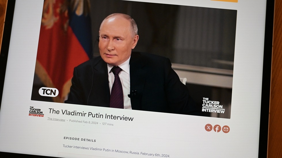 سلوفاكيا توضح الهستيريا التي سادت الغرب بشأن مقابلة بوتين