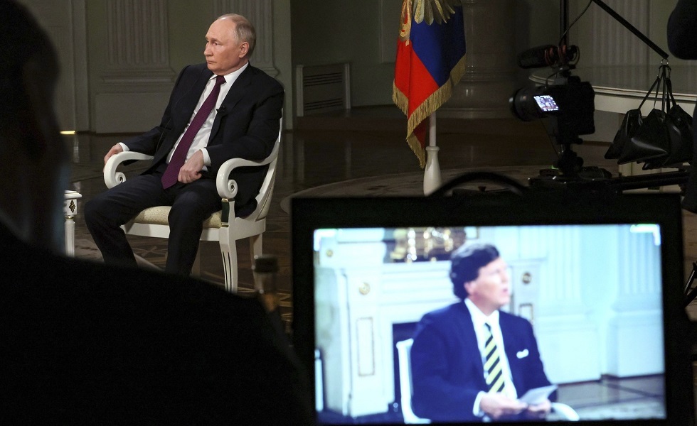 بيسكوف يوضح الهدف من مقابلة بوتين الصحفية