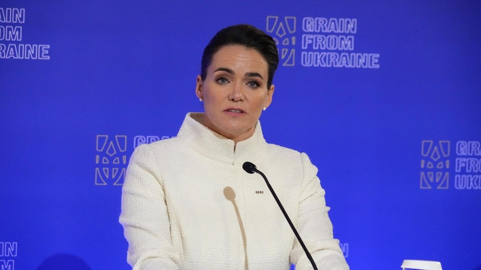 رئيسة هنغاريا تستقيل من منصبها بعد 