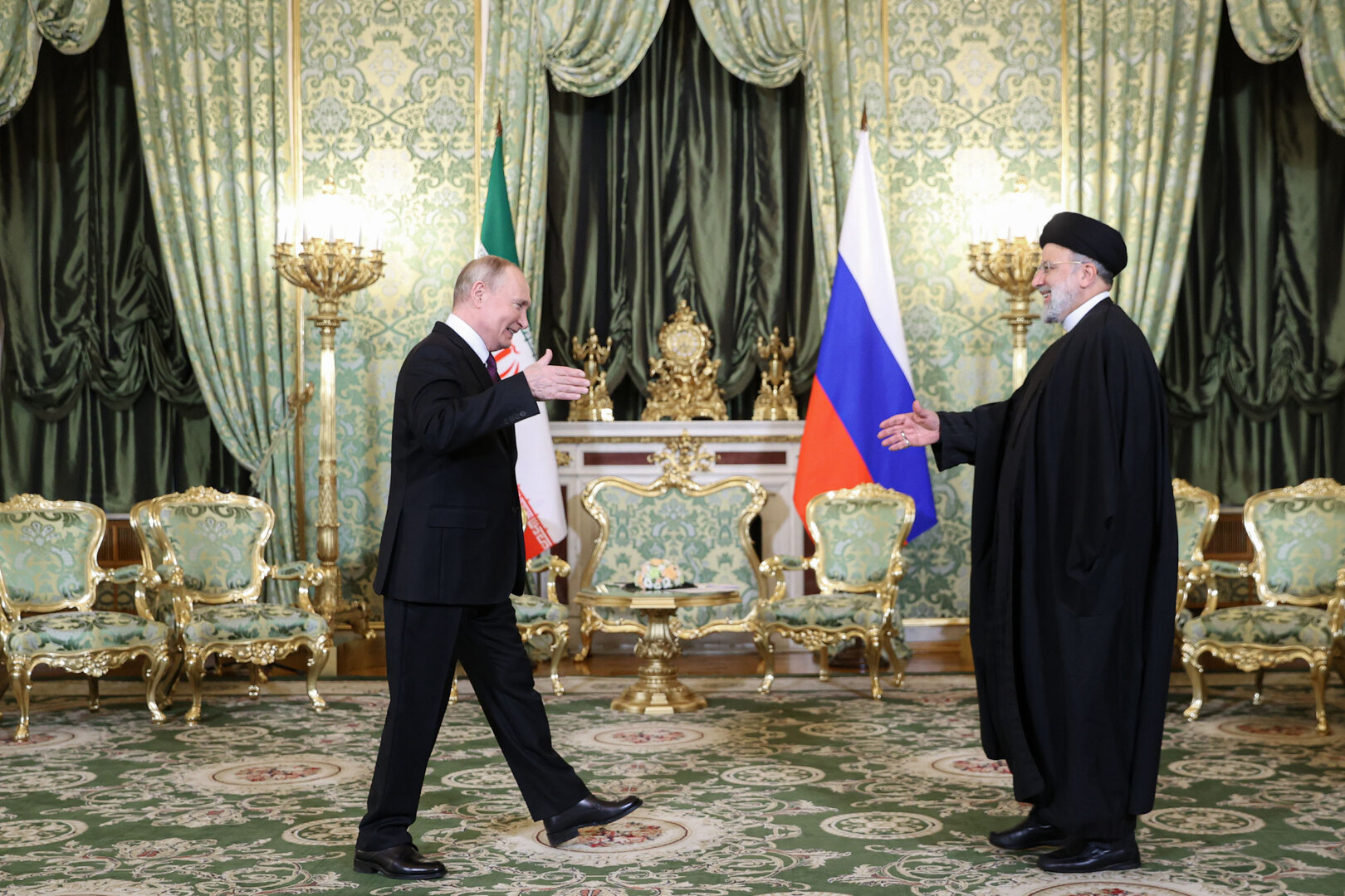 روسيا أكبر مستثمر أجنبي في إيران