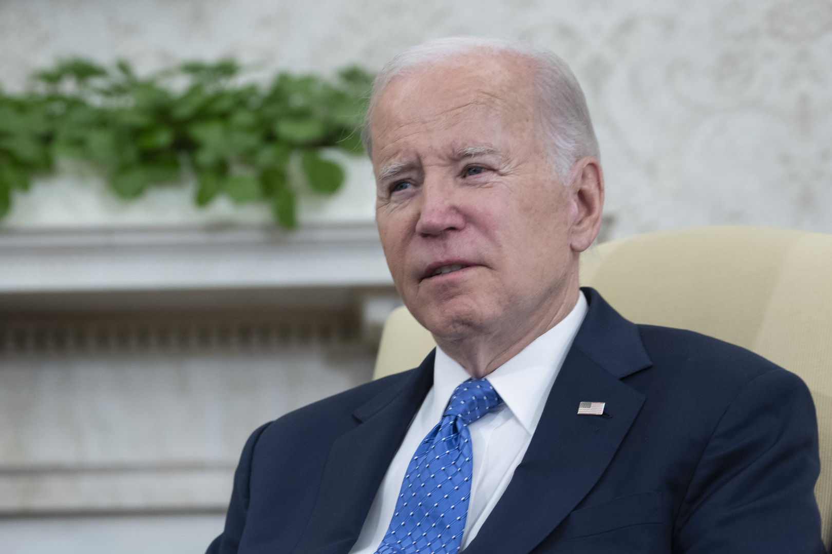 النواب الأمريكي يعزل وزير الأمن بسبب سياسات الهجرة وبايدن يعتبرها خطوة غير دستورية