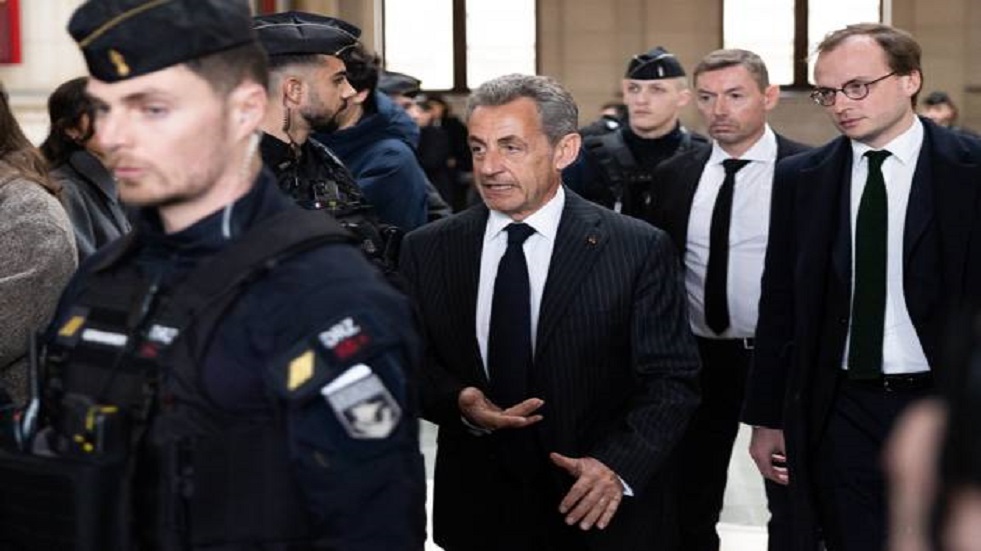 فرنسا.. محكمة الاستئناف تقضي بسجن ساركوزي في قضية 