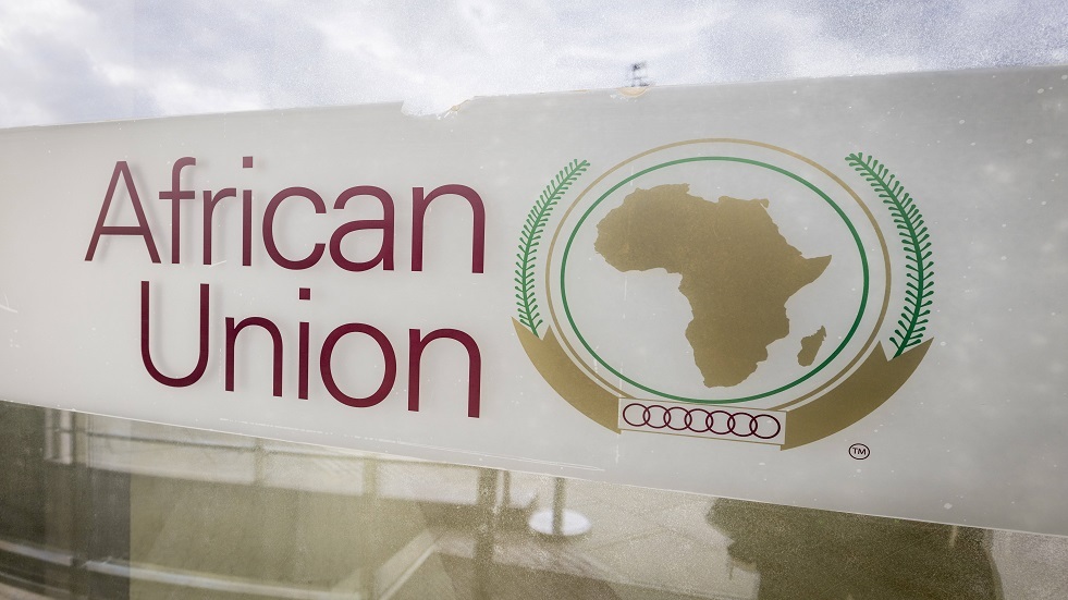 الاتحاد الإفريقي يدين الحرب 