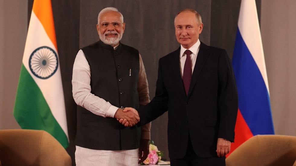 الرئيس الروسي فلاديمير بوتين ورئيس الوزراء الهندي ناريندرا مودي (صورة أرشيفية)