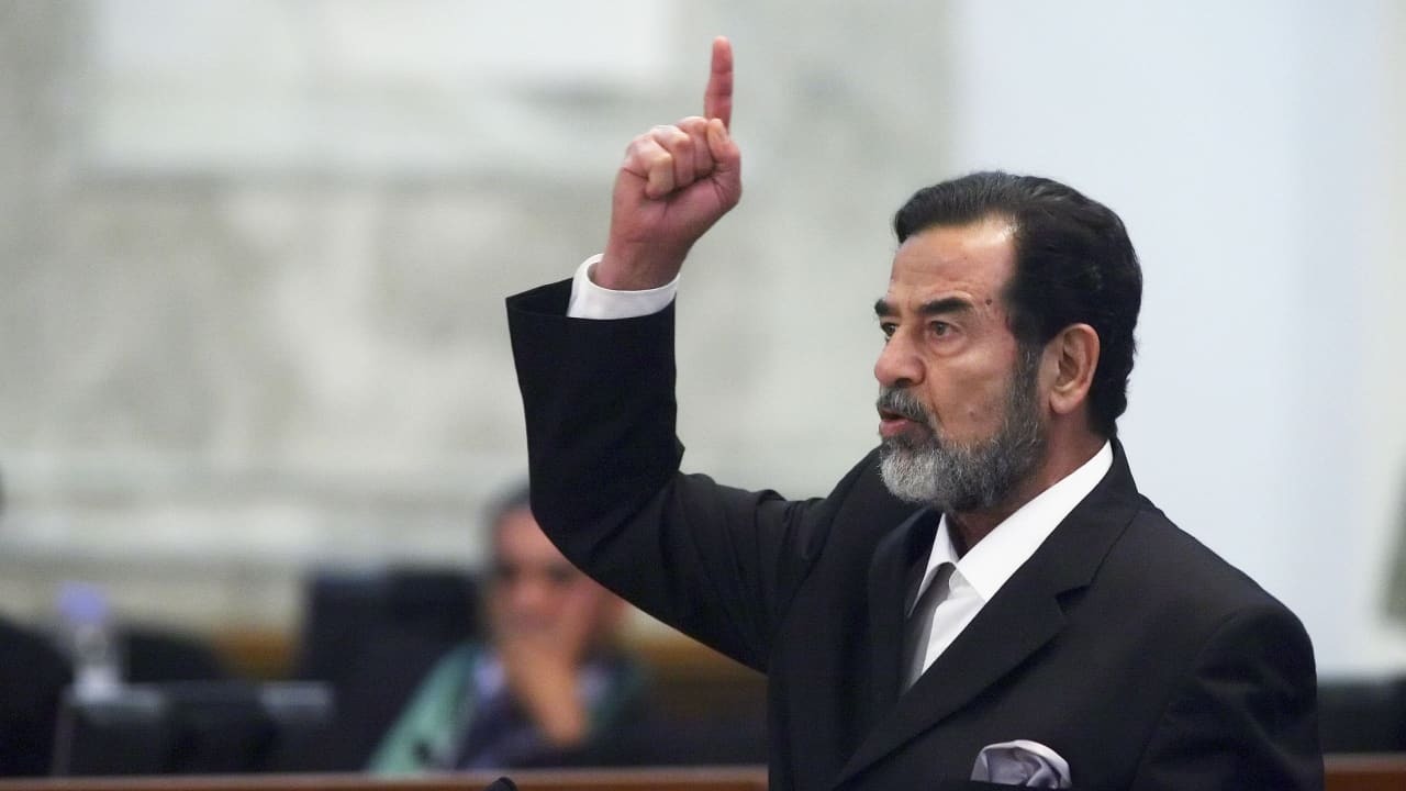"أعطته مكانة لا يستحقها".. زيباري يتحدث عن طريقة إعدام صدام حسين ومصير جثته