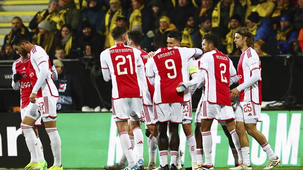 دوري المؤتمر الأوروبي.. أياكس يبلغ ثمن النهائي بشق الأنفس دوري المؤتمر الأوروبي.. أياكس يبلغ ثمن النهائي بشق الأنفس