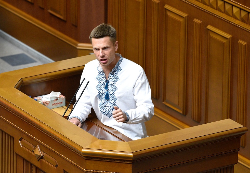 بكين تعلق على تصريح برلماني أوكراني حول استعداد نظام كييف للقتال ضد الصين