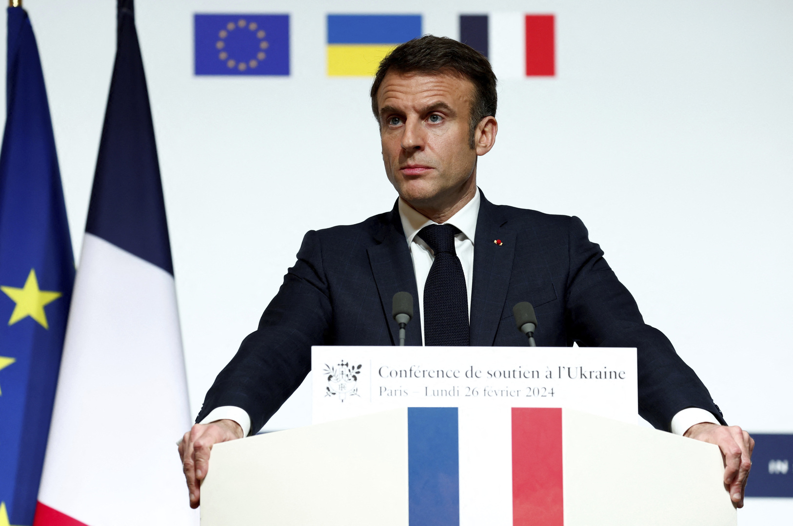 ماكرون: فرنسا لن تبادر إلى عمل عسكري في أوكرانيا