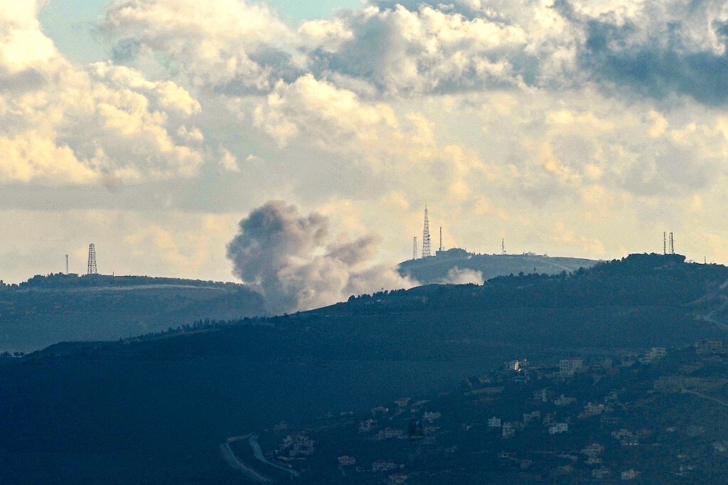 بالفيديو.. إطلاق رشقة صاروخية من جنوب لبنان باتجاه شمال إسرائيل