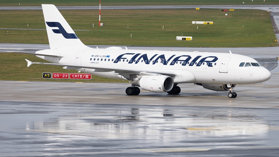 تعويض سخي لمضيفة طيران فنلندية بسبب "الواي فاي"