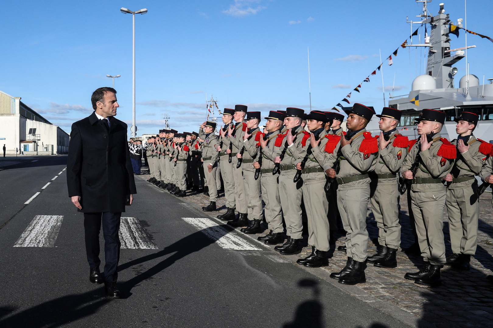 برلماني روسي: إرسال القوات الفرنسية لأوكرانيا سينظر إليه بمثابة الاحتلال