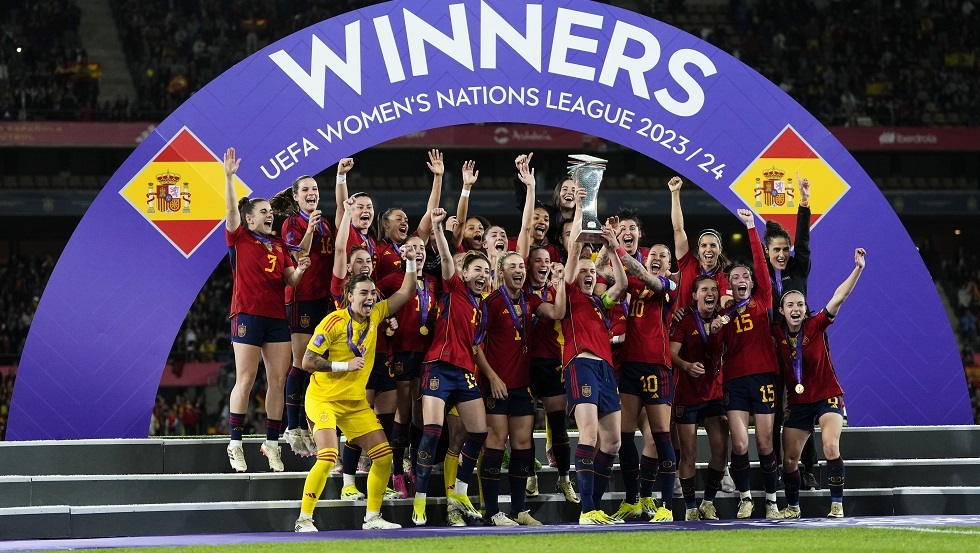إسبانيا تفوز بدوري أمم أوروبا للسيدات بعد 6 أشهر من كأس العالم و