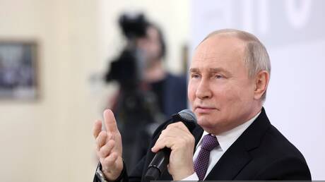 فايننشال تايمز: بوتين أذهل الغرب بمناورة واحدة