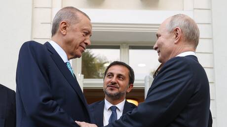 أنقرة: بوتين وأردوغان سيبحثان توسيع استخدام الروبل والليرة في التجارة البينية