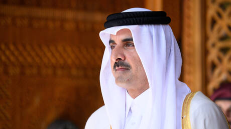 أمير قطر تميم بن حمد يفتتح أحد أكبر مشاريع البتروكيماويات في العالم
