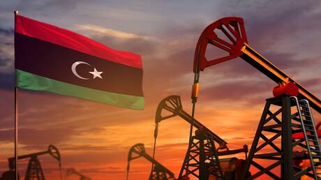 منتسبون لحرس المنشآت النفطية الليبية يعلنون غلق مصفاة الزاوية ومجمعي مليته ومصراتة (فيديو)