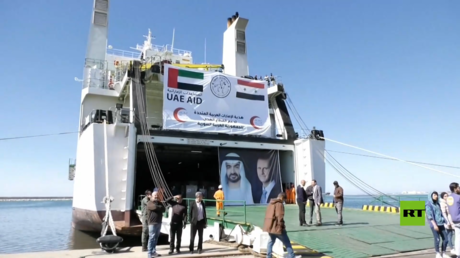 200 طن مساعدات إماراتية تصل إلى أهالي اللاذقية السورية بحرا وجوا