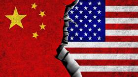 صحيفة أمريكية تتحدث عن ميدان جديد للتنافس بين الولايات المتحدة والصين