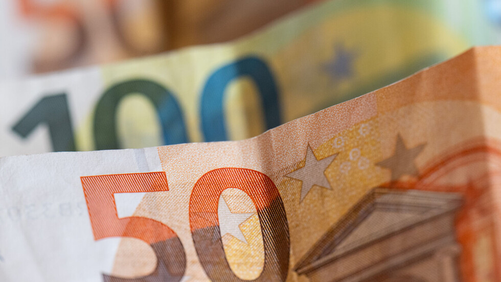 التضخم في أوروبا لا يزال بعيدا عن المستهدف رغم انخفاضه