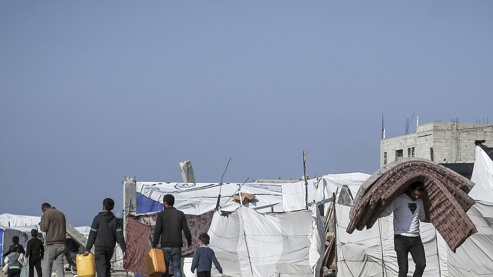 مصر.. السيسي يوجه بعلاج طفل"غزاوي" مصاب بالسرطان (فيديو)