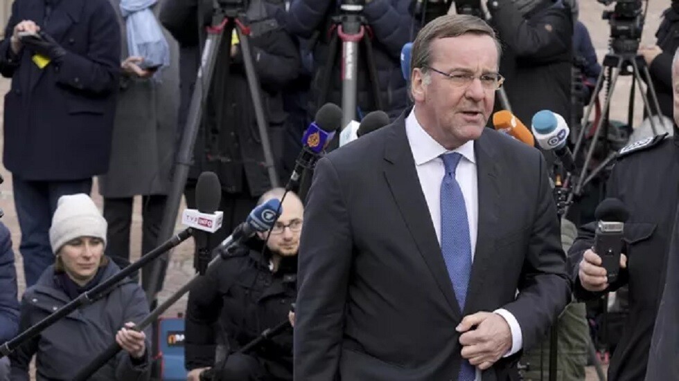 وزير الدفاع الألماني: نشر محادثة الضباط الألمان 