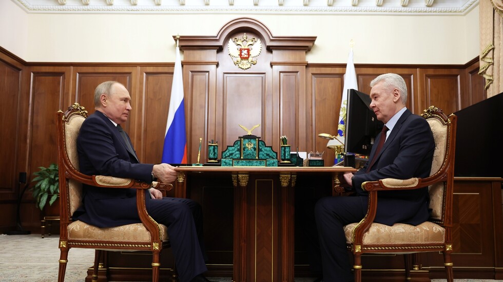 عمدة موسكو لبوتين: رغم كيد الأعداء عاصمتنا بخير