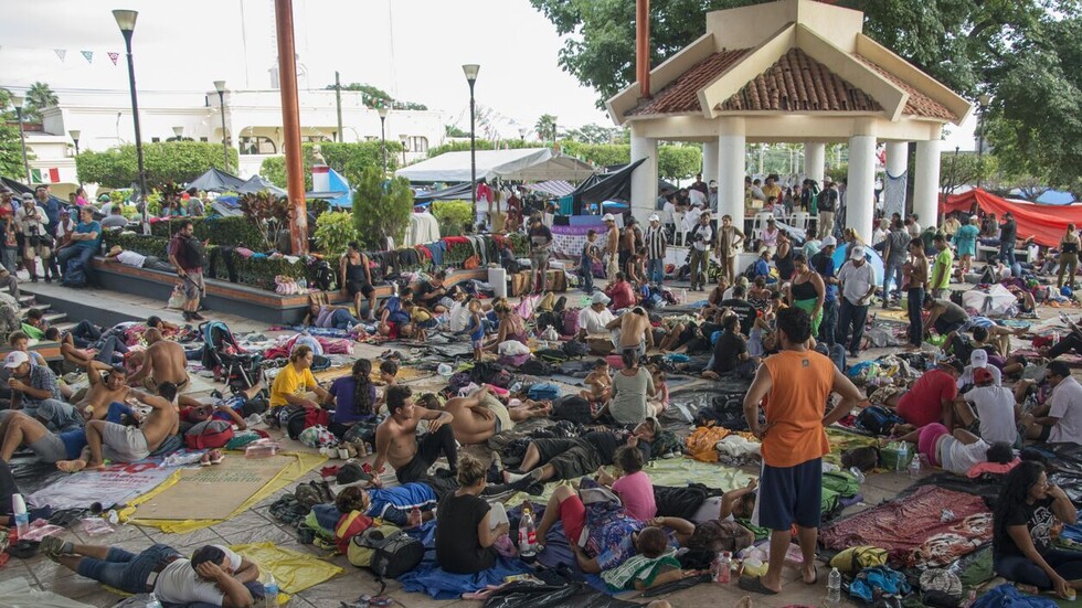 إيلون ماسك يتوقع انهيار الولايات المتحدة بسبب المهاجرين غير الشرعيين