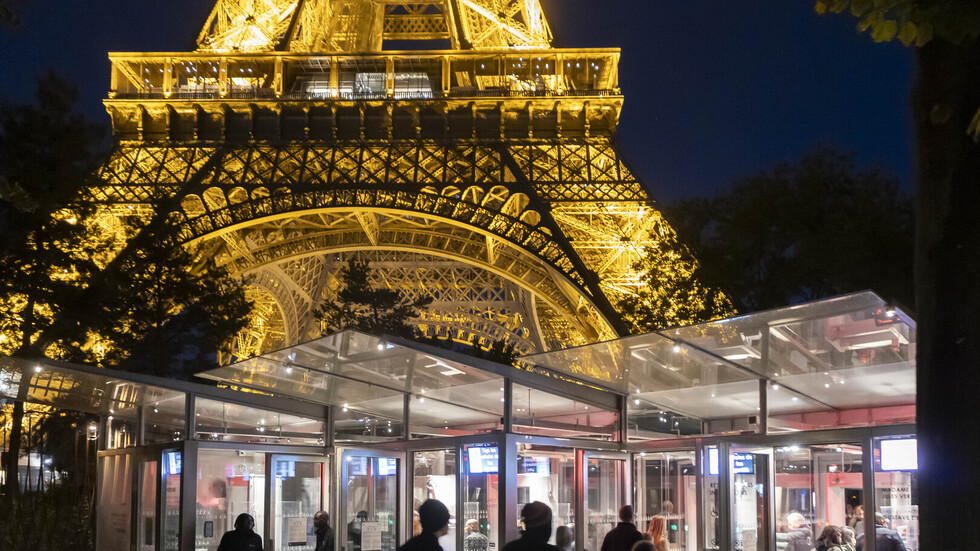 مصدر مطلع: توقيف ثلاثة فتية في فرنسا بتهمة صلتهم باعتداء بروكسل