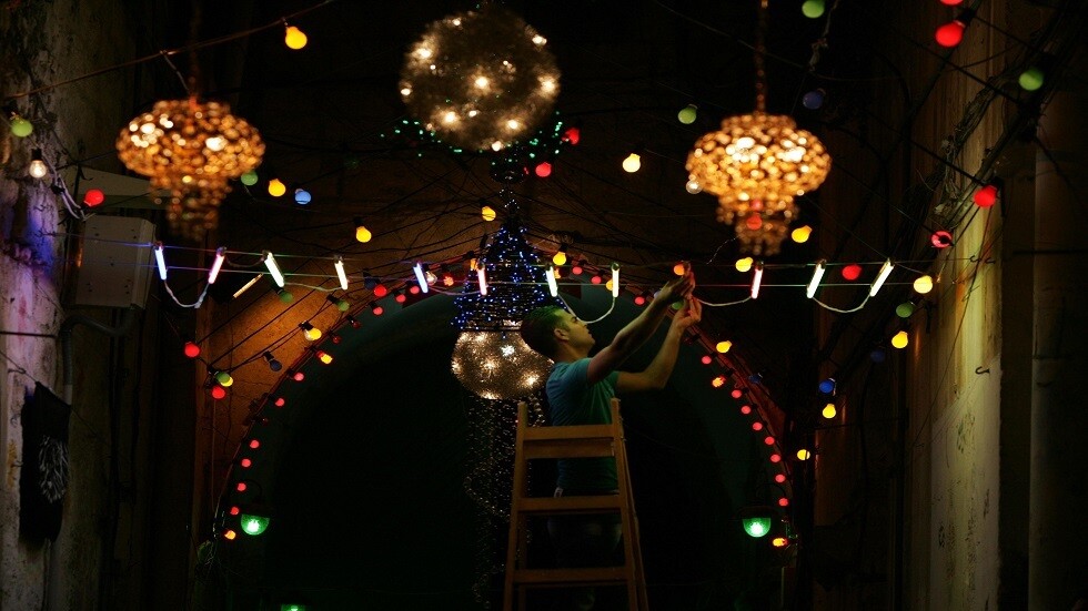 سابقة في ألمانيا.. شوارع فرانكفورت تزدان بحلة رمضان (صور)