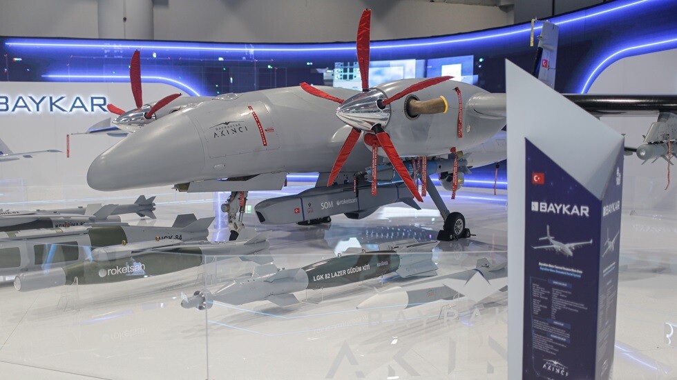 تركيا تزود جزر المالديف بـ 6 طائرات هجومية مسيرة من طراز "بيرقدار"