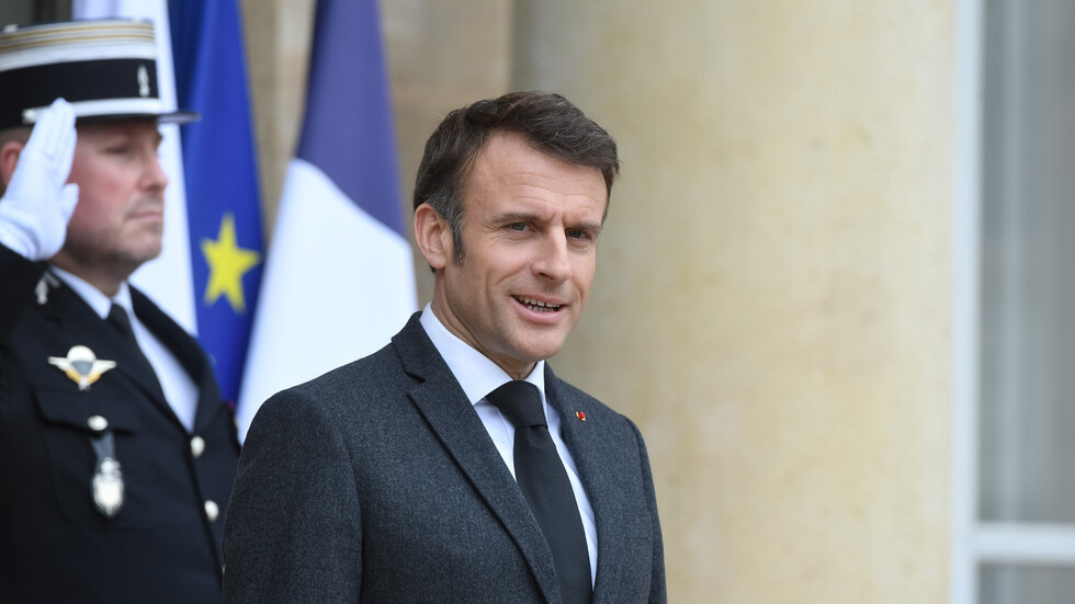 بوليتيكو: ماكرون يؤجل زيارته إلى أوكرانيا مرة أخرى بسبب الجدل حول تصريحاته