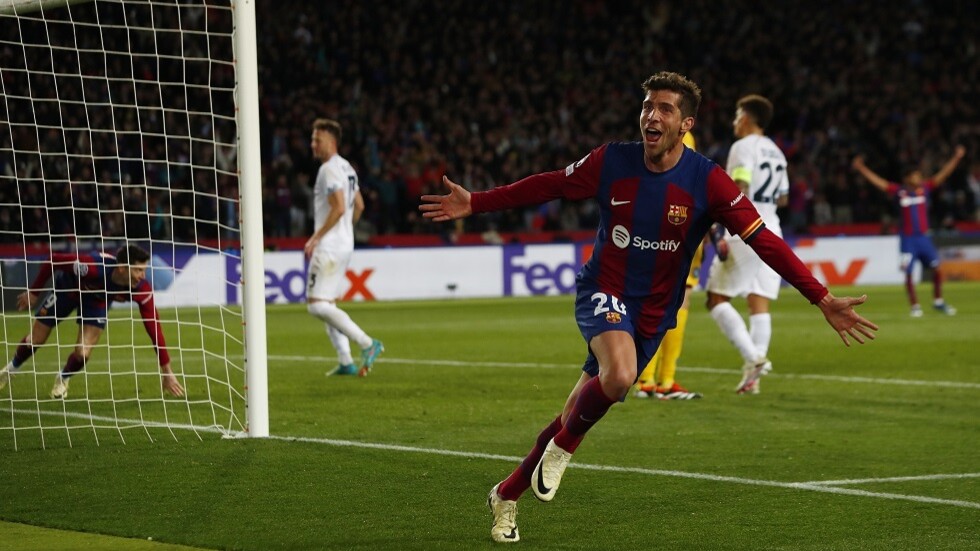 برشلونة يهزم نابولي ويبلغ ربع نهائي دوري الأبطال