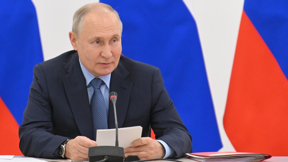 بوتين يحدد 3 خطوات ستساعد الاقتصاد الروسي على تجاوز منافسه الياباني