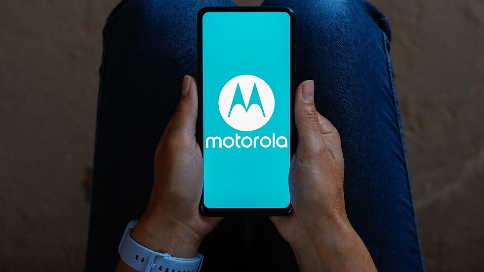 موتورولا تعود للمنافسة بهاتف مميز (فيديو)