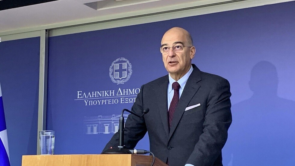 وزير الخارجية اليوناني: لا نخطط لإرسال قوات من جيشنا إلى أوكرانيا