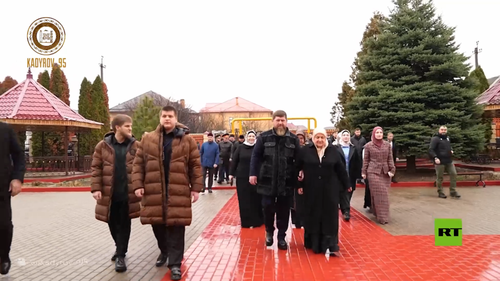 قديروف يدلي بصوته في الانتخابات الرئاسية الروسية