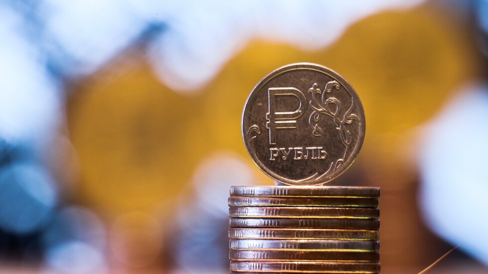 ارتفاع الروبل الروسي في بورصة موسكو