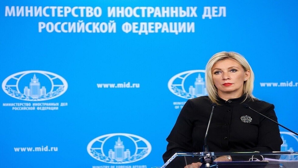 زاخاروفا: لا توجد لعنة واحدة تدمر زيلينسكي بقوة كتصريحاته عن هجوم  كروكوس الإرهابي