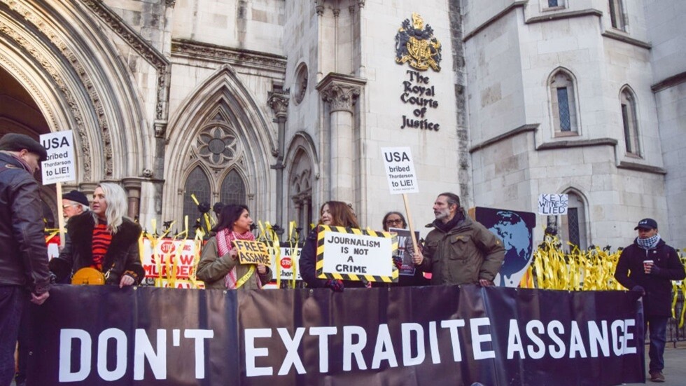 محامي أسانج: من الصعب على واشنطن أن تلتزم بالضمانات التي طلبتها لندن