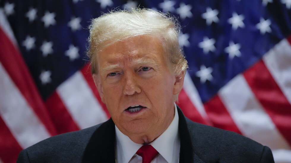 قاض يحظر على ترامب الإدلاء بتعليقات بحق أطراف قضية المدفوعات للممثلة الإباحية